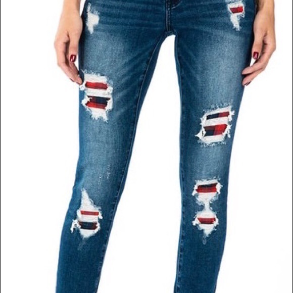 KanCan Buffalo Patch Skinny Jeans - Picture 4 of 6